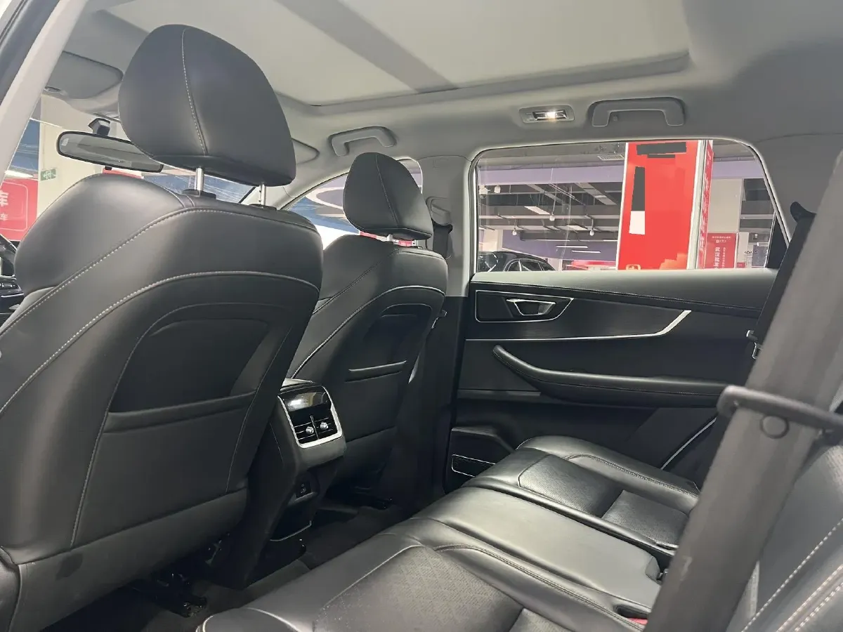 2021 Chery Tiggo 8 1.5T 156HP L4 6DCT,autocango,china used car exporter,china ev exporter,chinese used car exporter,chinese used ev exporter