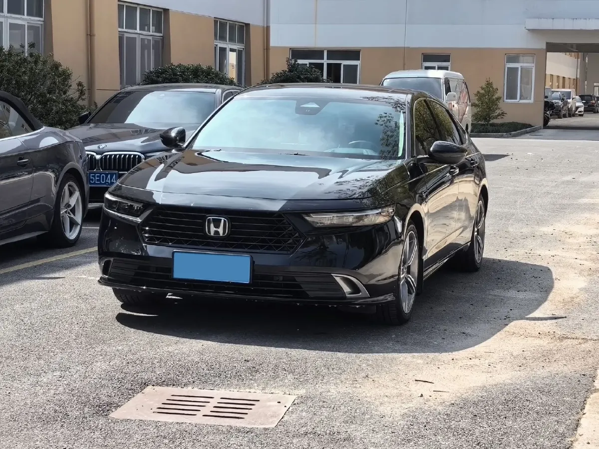 2023 Honda Accord 1.5T 192HP L4 CVT,autocango,china used car exporter,china ev exporter,chinese used car exporter,chinese used ev exporter