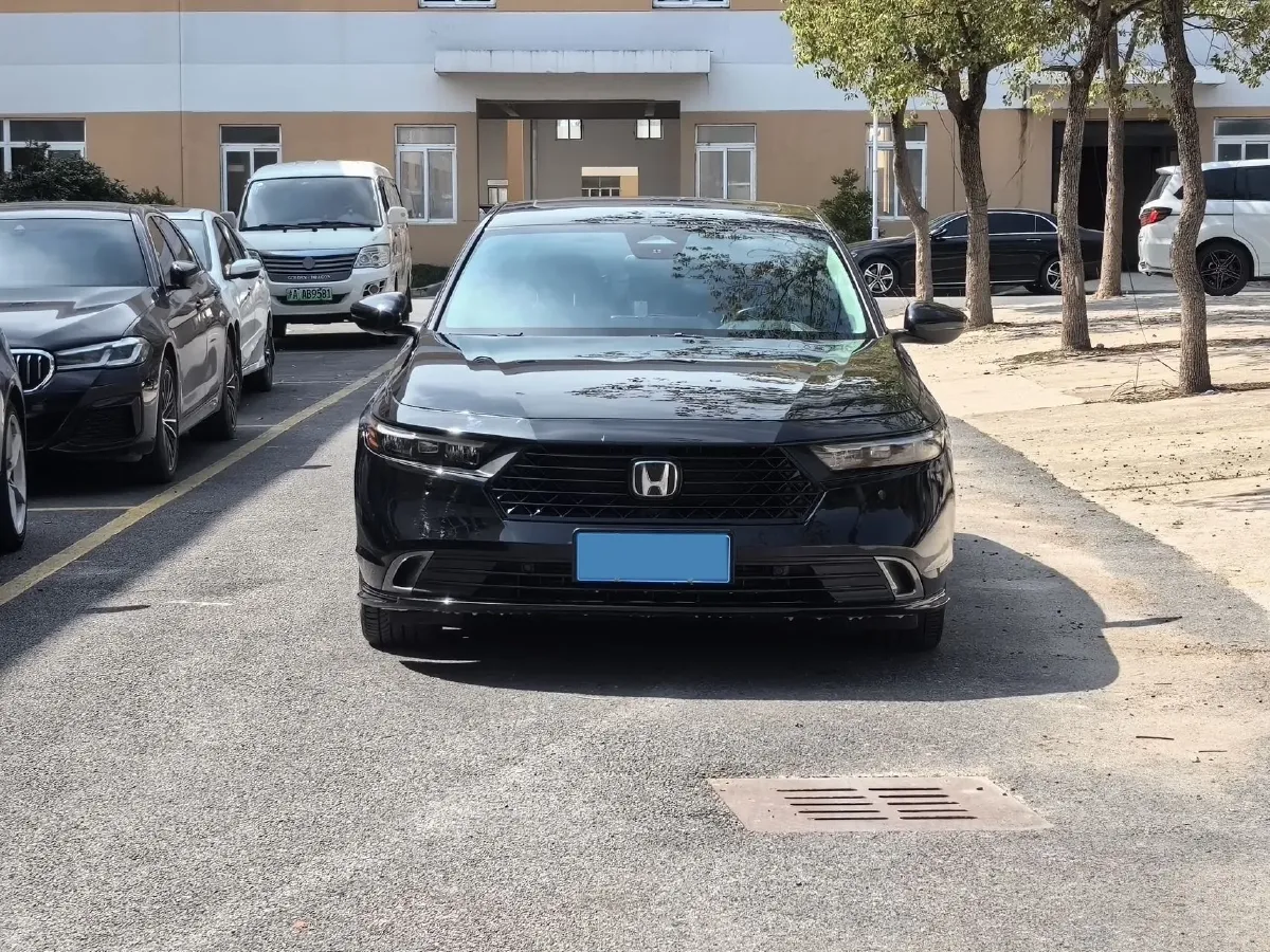 2023 Honda Accord 1.5T 192HP L4 CVT,autocango,china used car exporter,china ev exporter,chinese used car exporter,chinese used ev exporter