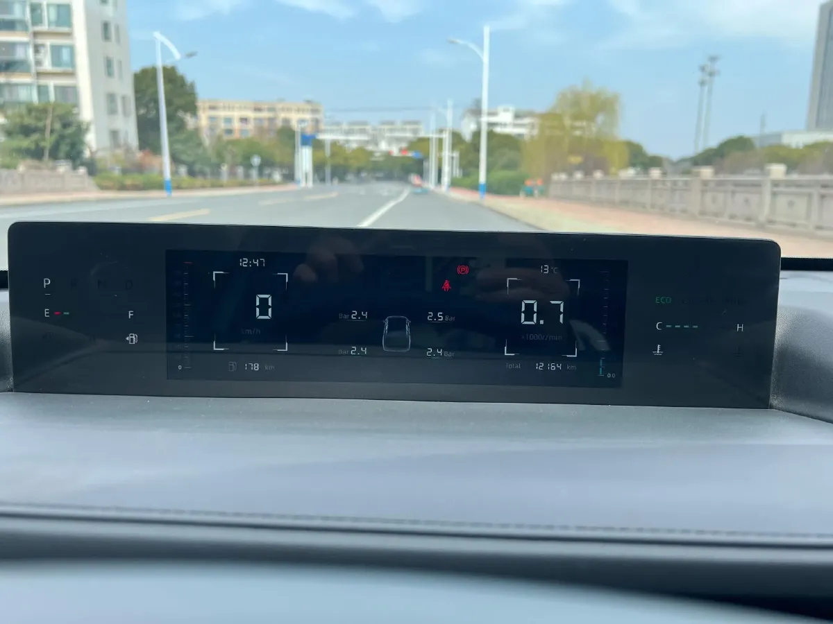 2025 ChangAn Eado 1.5T 192HP L4 7DCT,autocango,china used car exporter,china ev exporter,chinese used car exporter,chinese used ev exporter