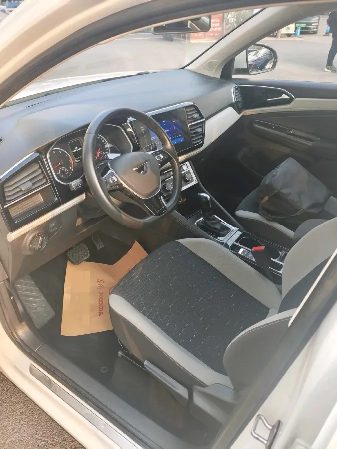 2023 Jetta VS7 1.4T 150HP L4 6AT,autocango,china used car exporter,china ev exporter,chinese used car exporter,chinese used ev exporter