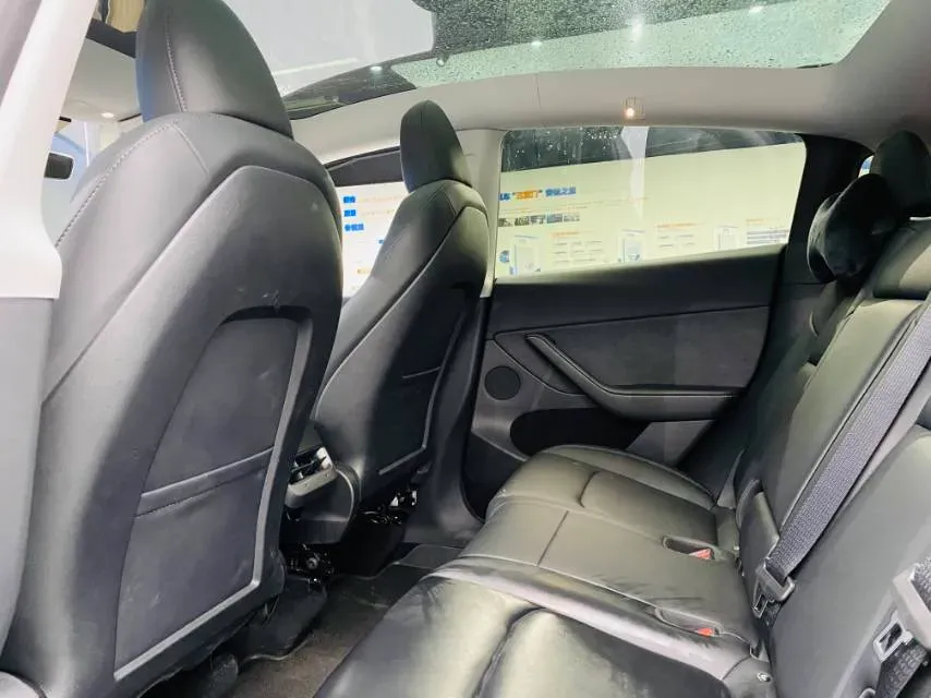 2022 Tesla Model Y BEV 60KWH,autocango,china used car exporter,china ev exporter,chinese used car exporter,chinese used ev exporter