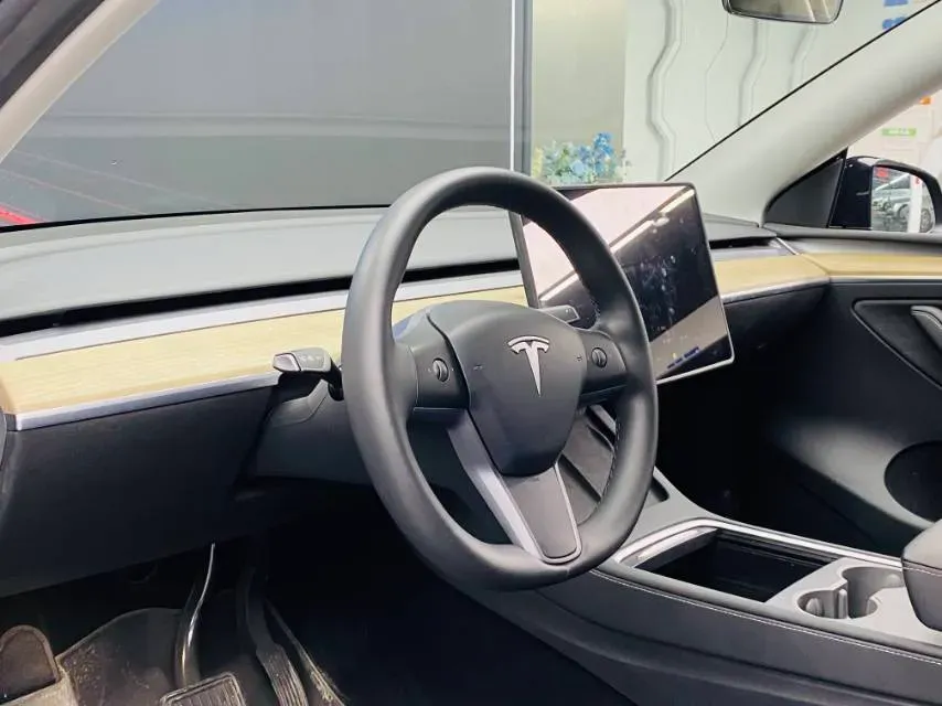 2022 Tesla Model Y BEV 60KWH,autocango,china used car exporter,china ev exporter,chinese used car exporter,chinese used ev exporter