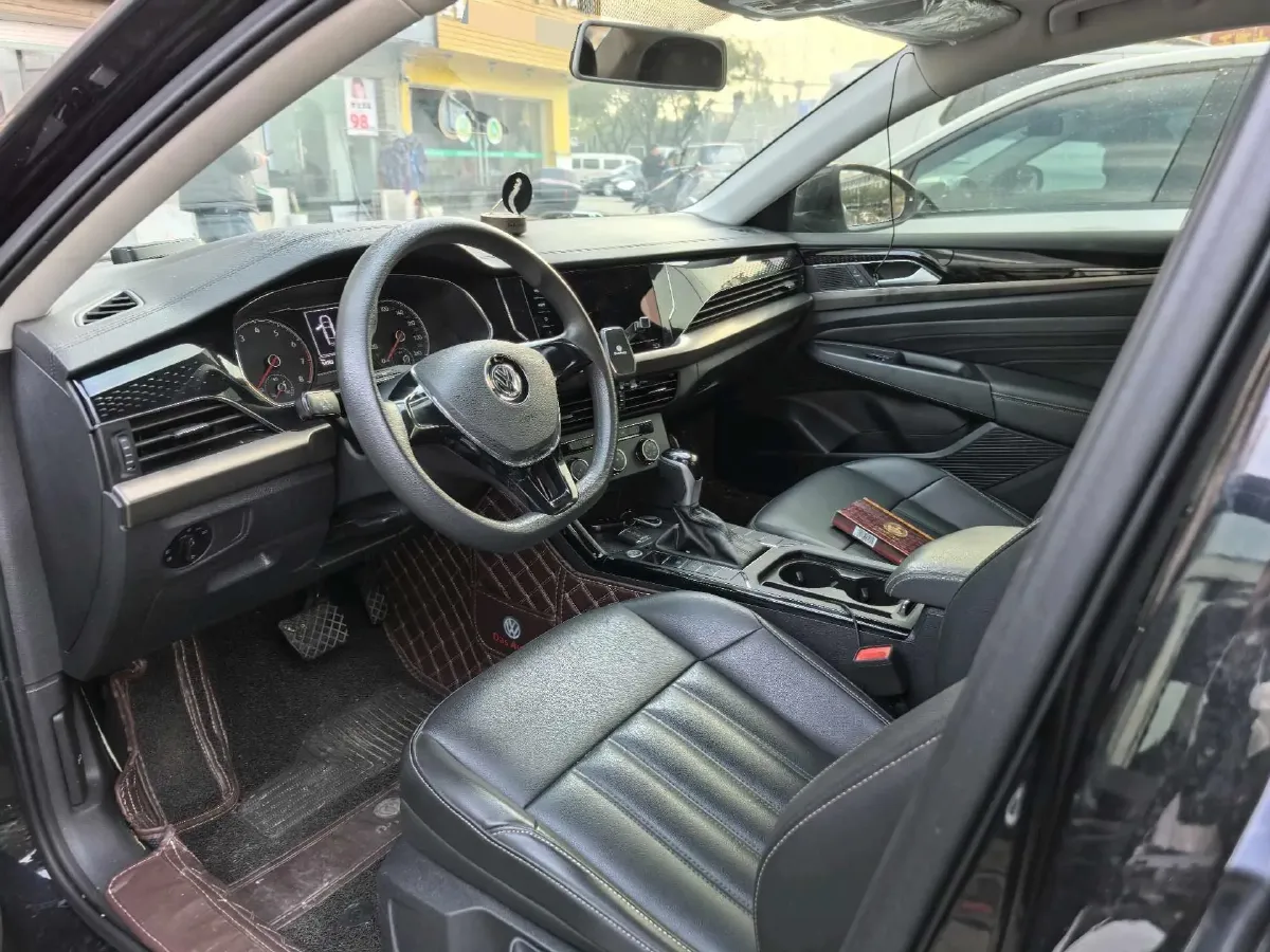 2020 Volkswagen Passat 1.4T 150HP L4 7DCT,autocango,china used car exporter,china ev exporter,chinese used car exporter,chinese used ev exporter