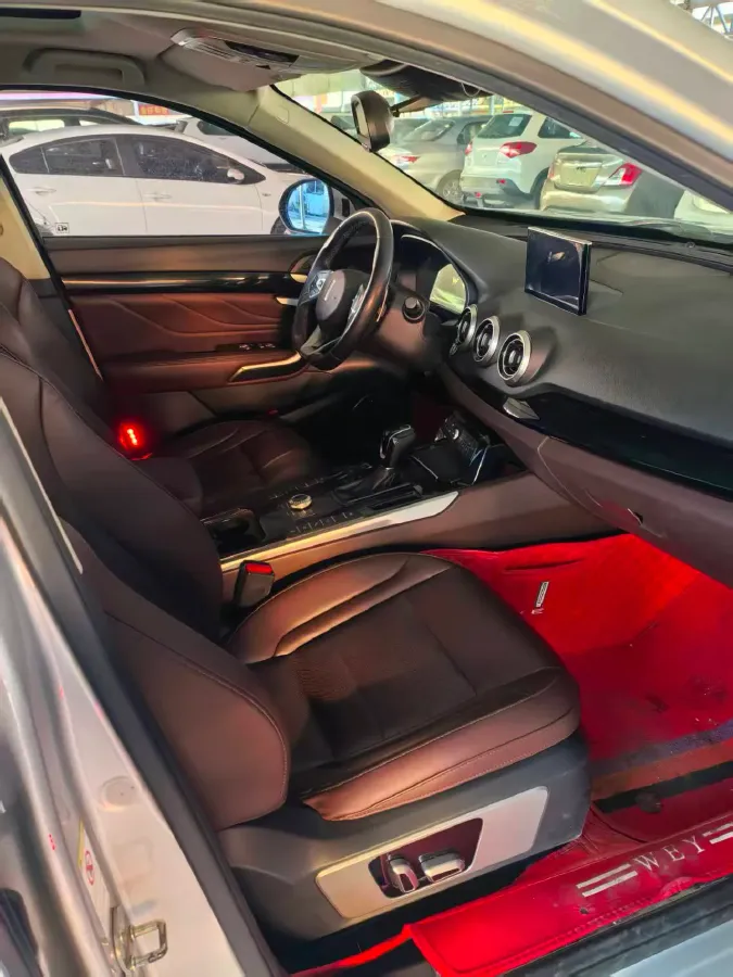 2017 WEY VV7 2.0T 234HP L4 7DCT,autocango,china used car exporter,china ev exporter,chinese used car exporter,chinese used ev exporter