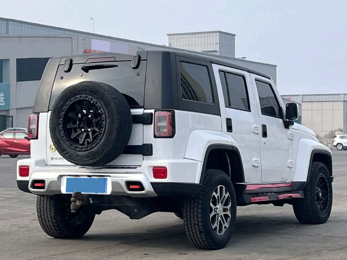 2019 Beijing BJ40 2.3T 231HP L4 6AT,autocango,china used car exporter,china ev exporter,chinese used car exporter,chinese used ev exporter