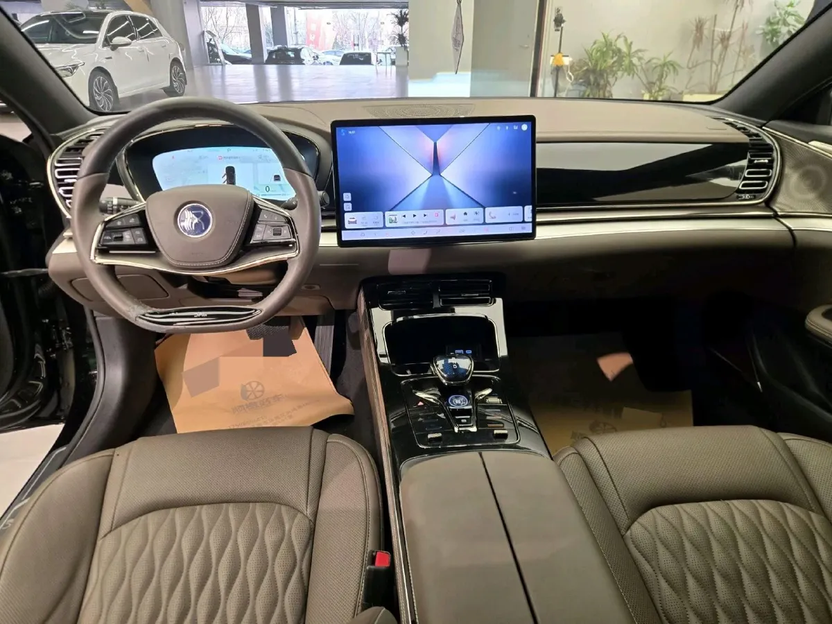 2024 BYD Han 1.5T 139HP L4 E-CVT PHEV 18.316KWH,autocango,china used car exporter,china ev exporter,chinese used car exporter,chinese used ev exporter