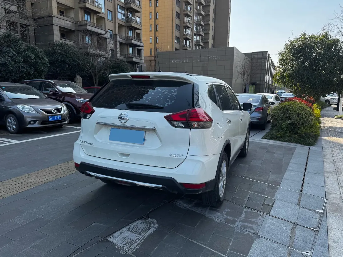 2021 Nissan X-Trail 2.0L 151HP L4 CVT,autocango,china used car exporter,china ev exporter,chinese used car exporter,chinese used ev exporter