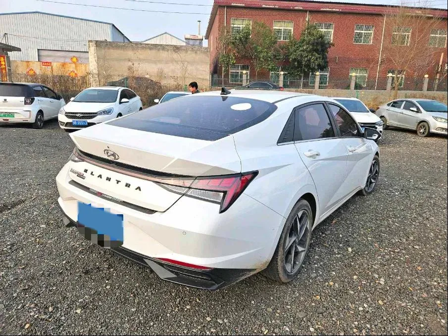 2022 Hyundai Elantra 1.5L 115HP L4 CVT,autocango,china used car exporter,china ev exporter,chinese used car exporter,chinese used ev exporter