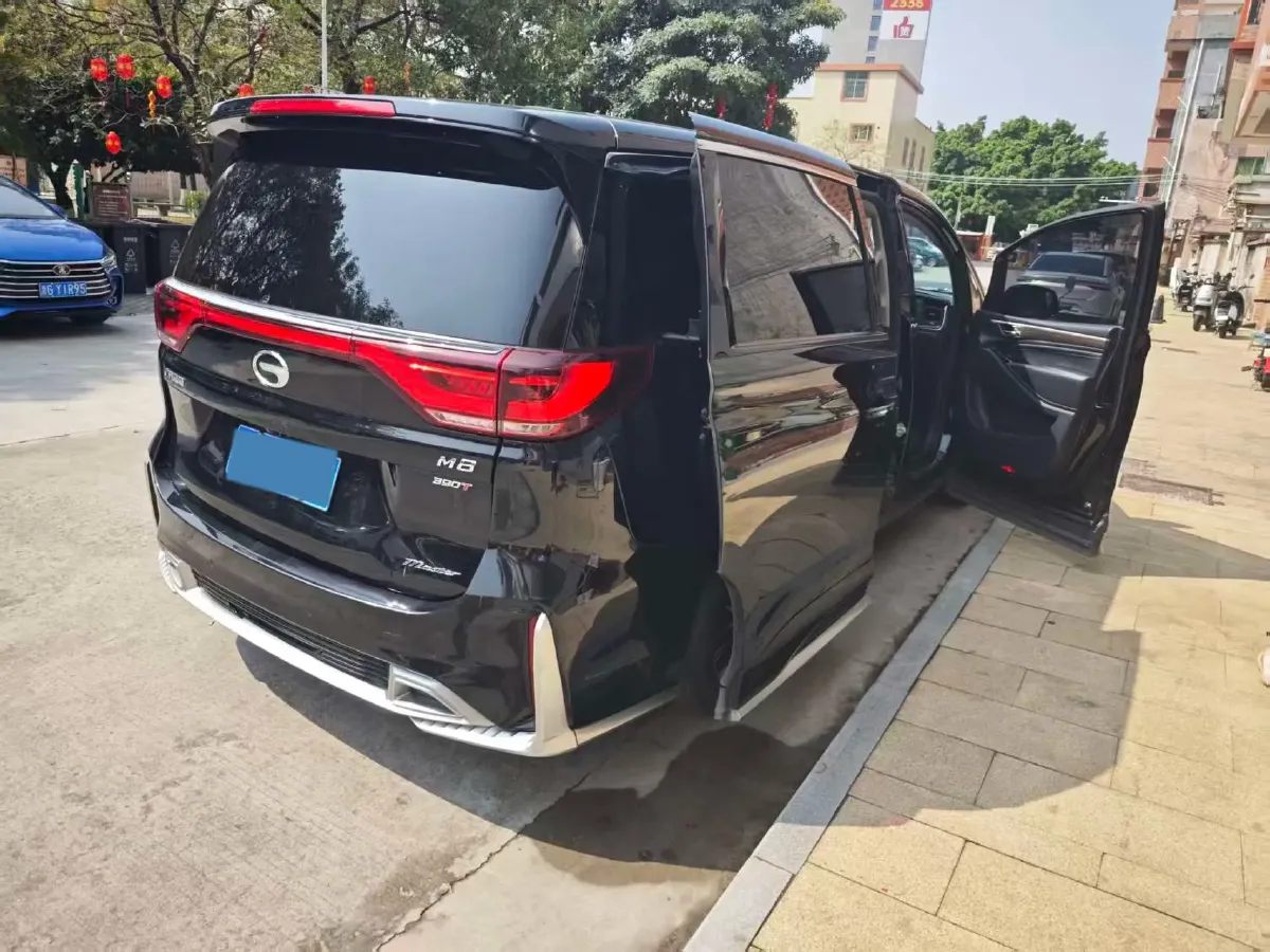 2021 GAC Trumpchi M8 2.0T 252HP L4 8AT,autocango,china used car exporter,china ev exporter,chinese used car exporter,chinese used ev exporter