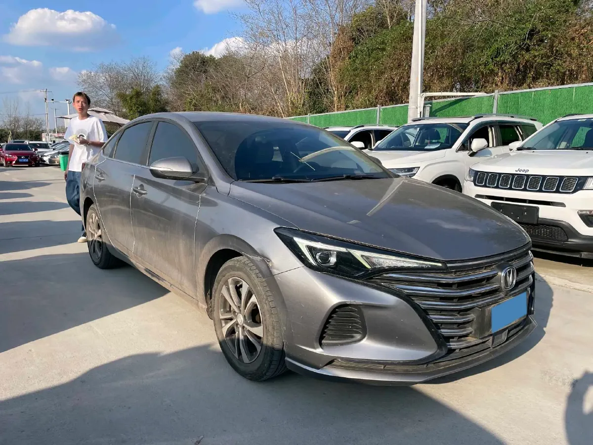 2020 ChangAn Eado 1.6L 128HP L4 5MT,autocango,china used car exporter,china ev exporter,chinese used car exporter,chinese used ev exporter
