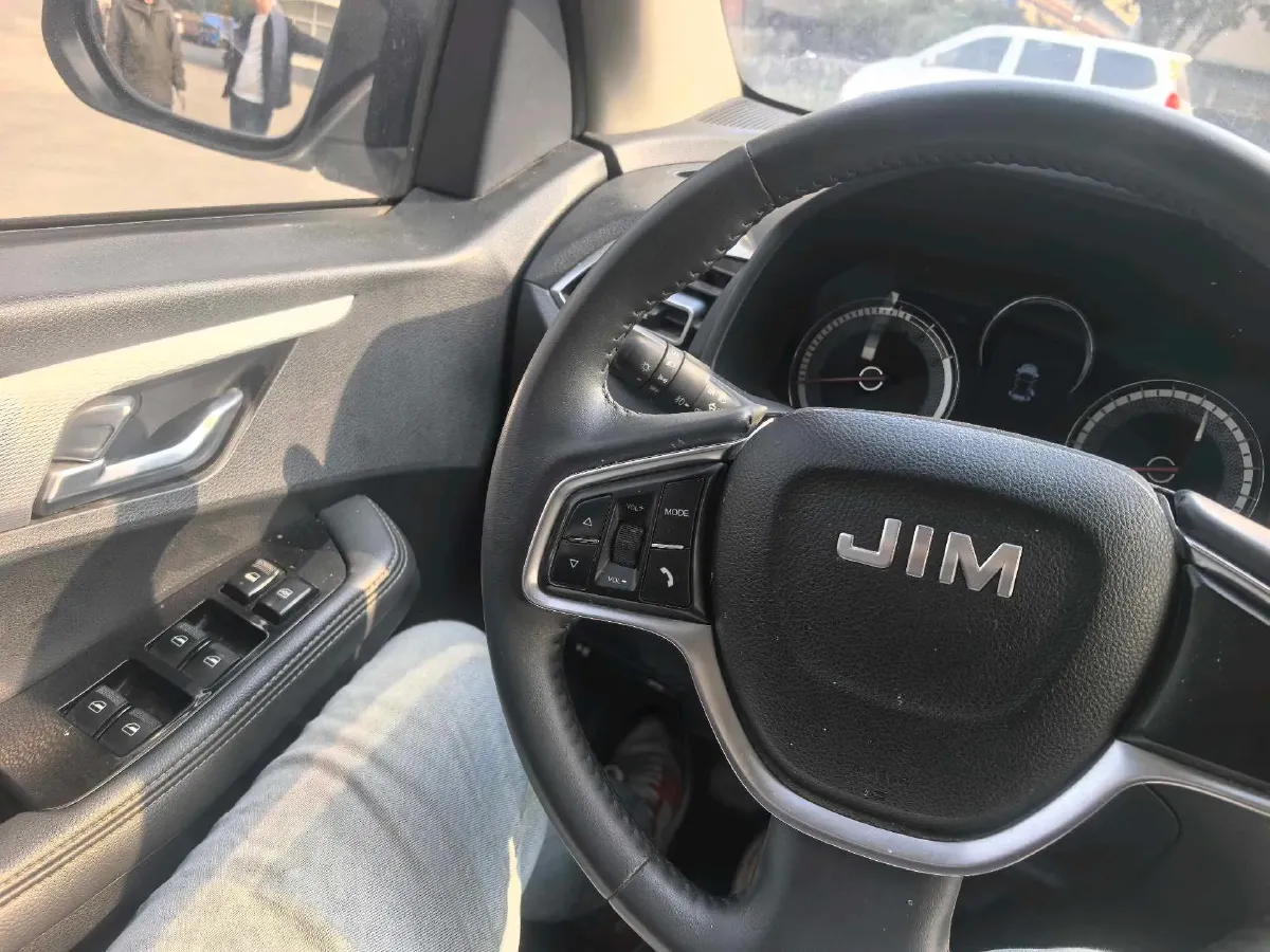 2019 Isuzu RE-MAX Jim 2.0T 204HP L4 5MT,autocango,china used car exporter,china ev exporter,chinese used car exporter,chinese used ev exporter