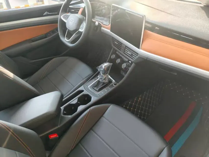 2025 Volkswagen Bora 1.2T 116HP L4 7DCT,autocango,china used car exporter,china ev exporter,chinese used car exporter,chinese used ev exporter
