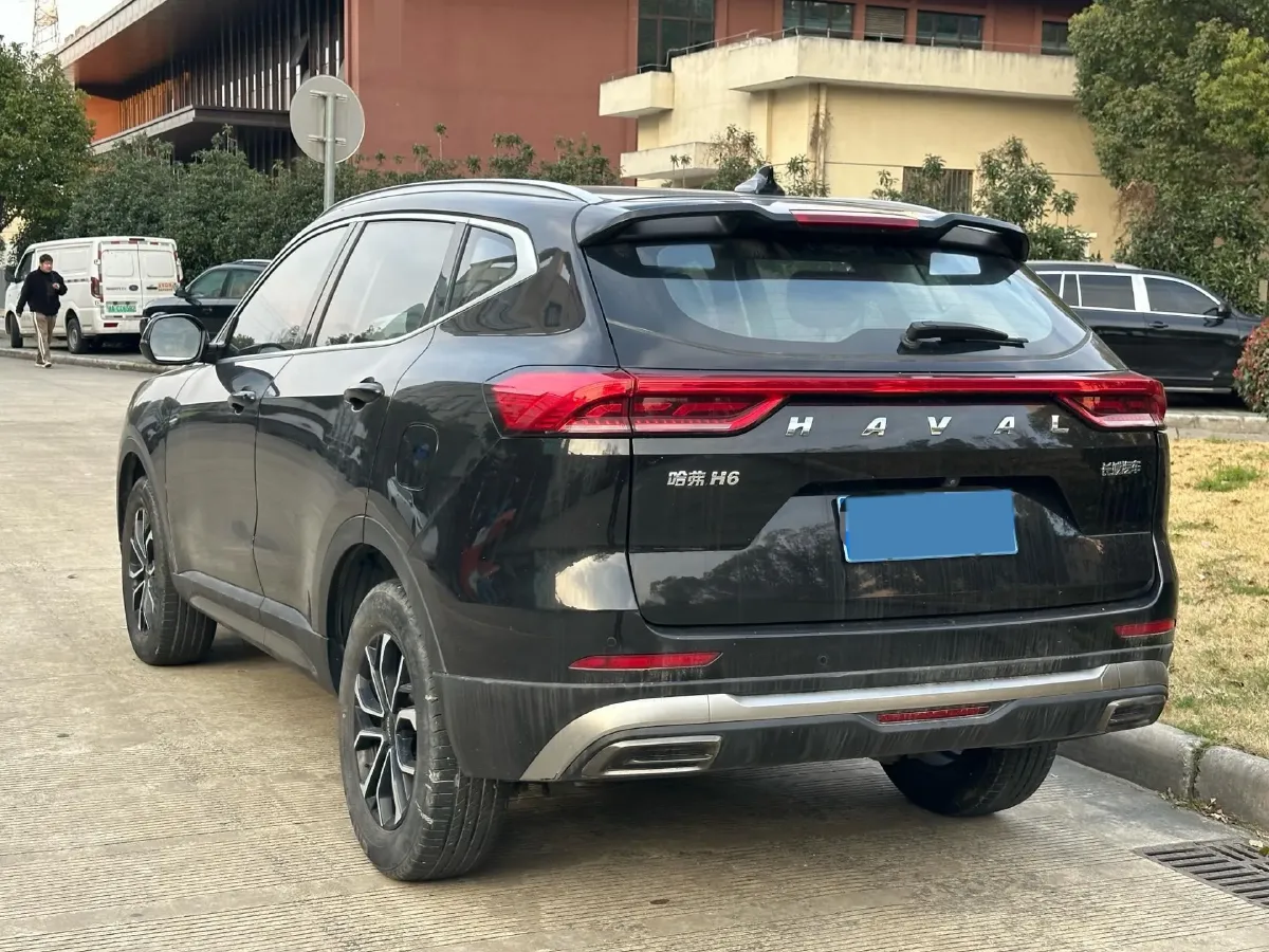 2021 Haval H6 Coupe 1.5T 150HP L4 7DCT,autocango,china used car exporter,china ev exporter,chinese used car exporter,chinese used ev exporter