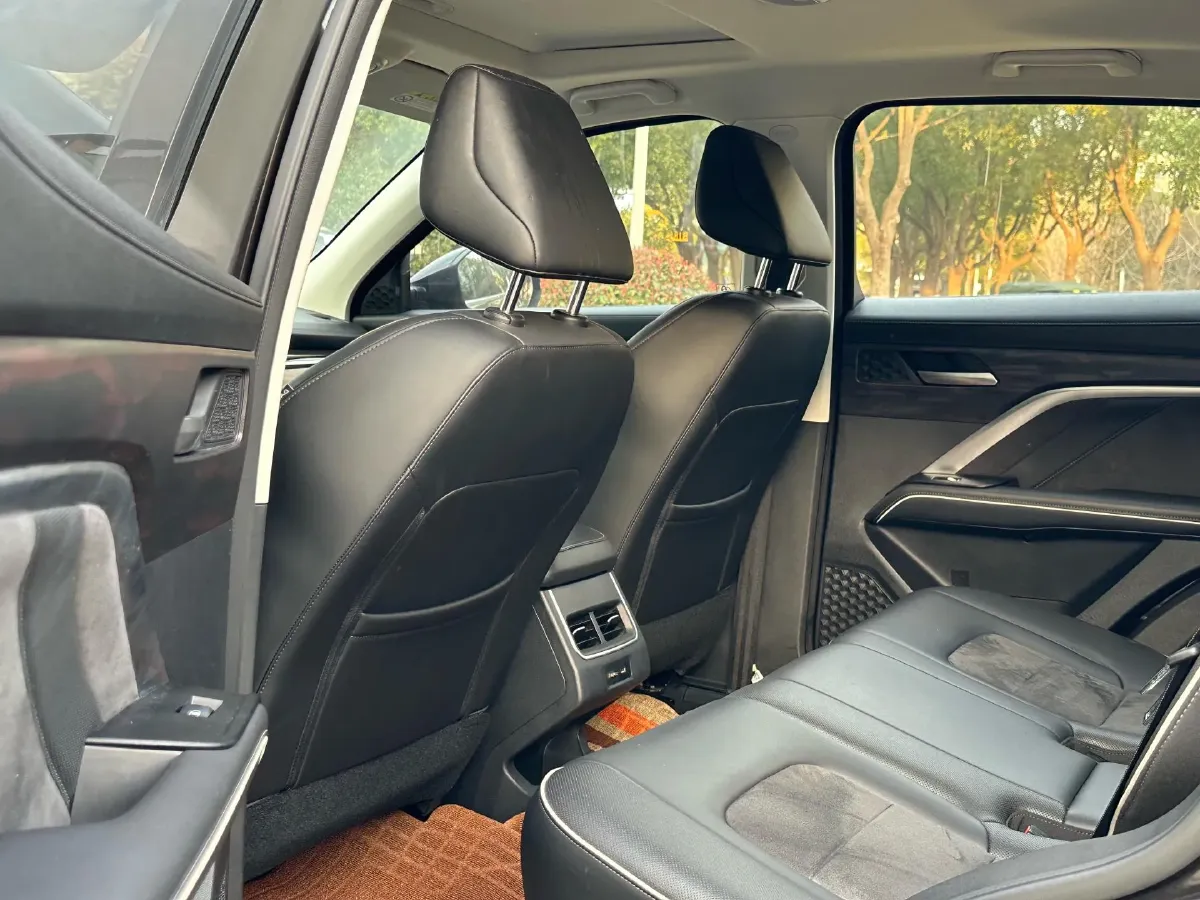 2021 Haval H6 Coupe 1.5T 150HP L4 7DCT,autocango,china used car exporter,china ev exporter,chinese used car exporter,chinese used ev exporter