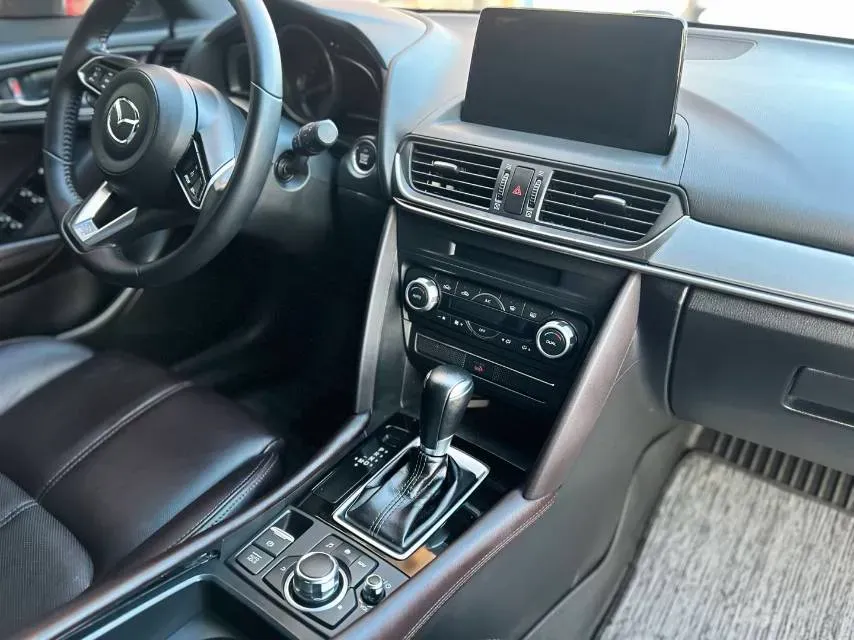 2021 Mazda CX-4 2.0L 158HP L4 6AT,autocango,china used car exporter,china ev exporter,chinese used car exporter,chinese used ev exporter