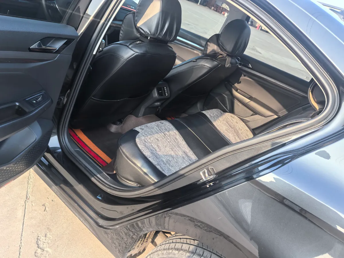 2021 Volkswagen Bora 1.5L 113HP L4 6AT,autocango,china used car exporter,china ev exporter,chinese used car exporter,chinese used ev exporter