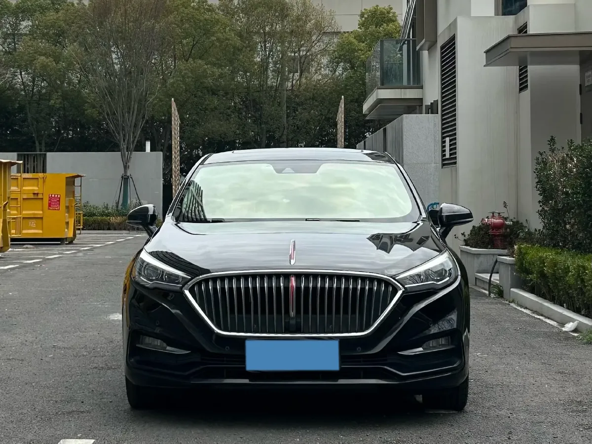 2020 HongQi H5 1.8T 197HP L4 6AT,autocango,china used car exporter,china ev exporter,chinese used car exporter,chinese used ev exporter