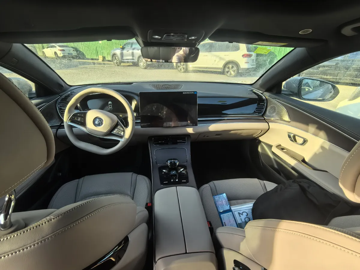 2025 BYD Han 1.5T 156HP L4 E-CVT PHEV,autocango,china used car exporter,china ev exporter,chinese used car exporter,chinese used ev exporter