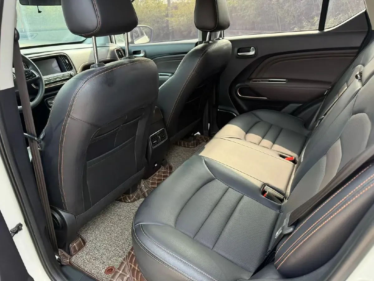 2017 GAC Trumpchi GS3 1.3T 137HP L4 6AT,autocango,china used car exporter,china ev exporter,chinese used car exporter,chinese used ev exporter