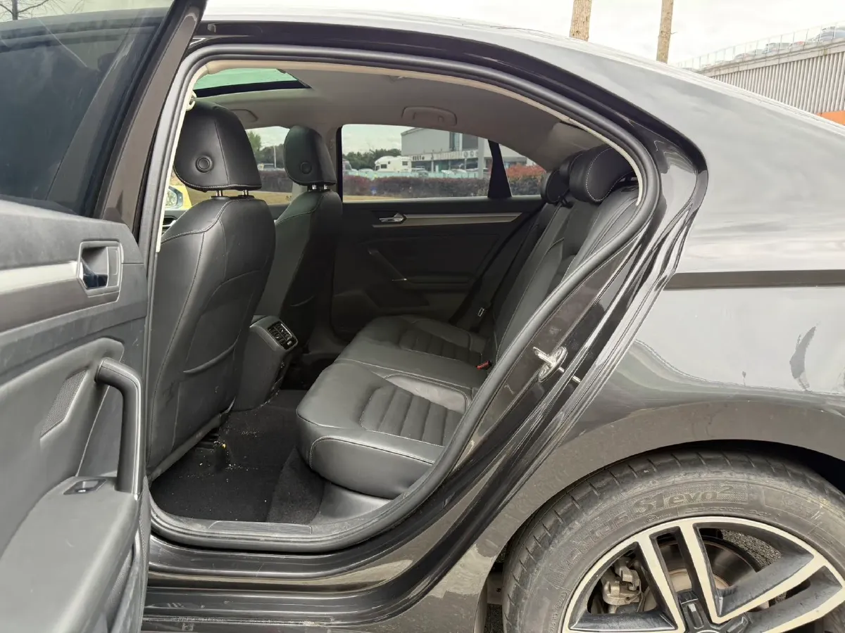 2021 Volkswagen Lamando 1.4T 150HP L4 7DCT,autocango,china used car exporter,china ev exporter,chinese used car exporter,chinese used ev exporter