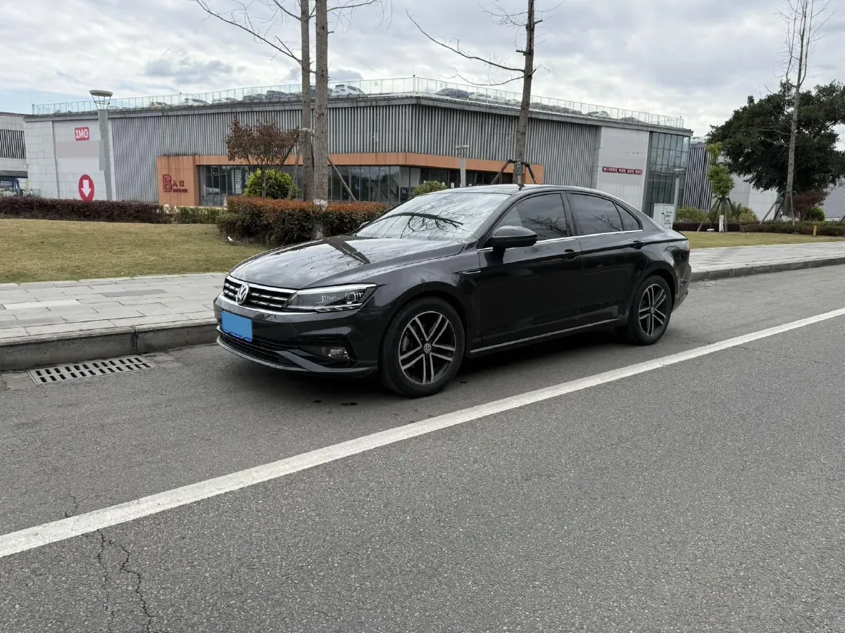 2021 Volkswagen Lamando 1.4T 150HP L4 7DCT,autocango,china used car exporter,china ev exporter,chinese used car exporter,chinese used ev exporter
