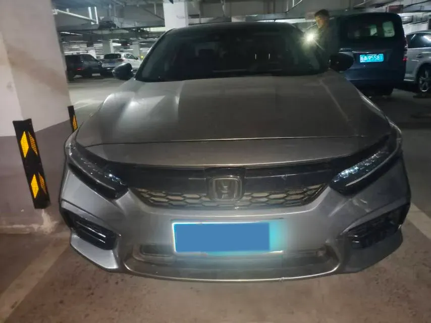 2019 Honda Inspire 2.0L 146HP L4 E-CVT Hybrid,autocango,china used car exporter,china ev exporter,chinese used car exporter,chinese used ev exporter
