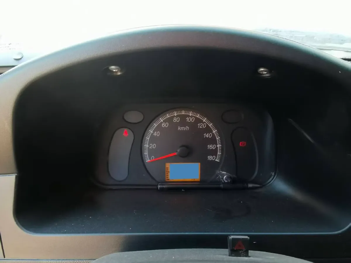 2020 WuLing ZhiGuang 1.2L 76HP L4 5MT,autocango,china used car exporter,china ev exporter,chinese used car exporter,chinese used ev exporter