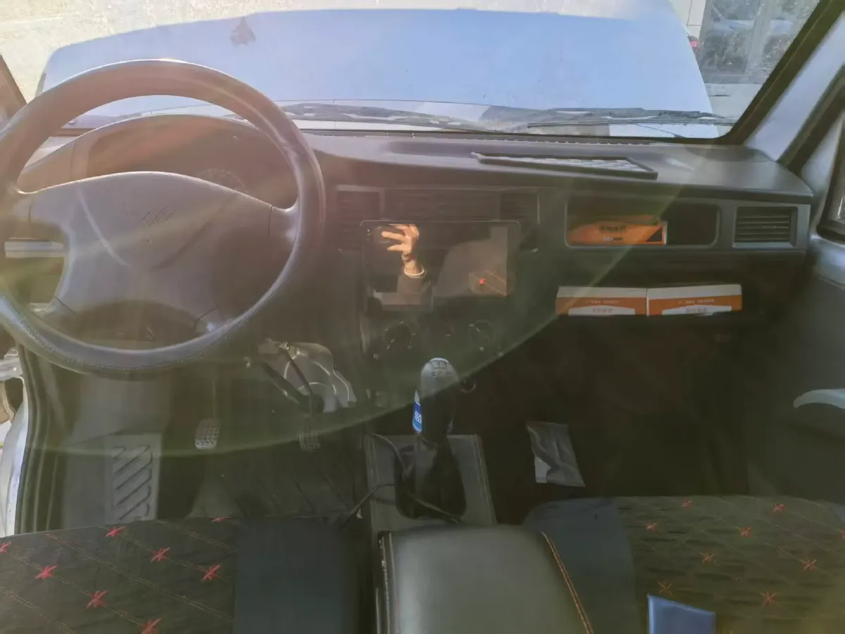 2020 WuLing ZhiGuang 1.2L 76HP L4 5MT,autocango,china used car exporter,china ev exporter,chinese used car exporter,chinese used ev exporter