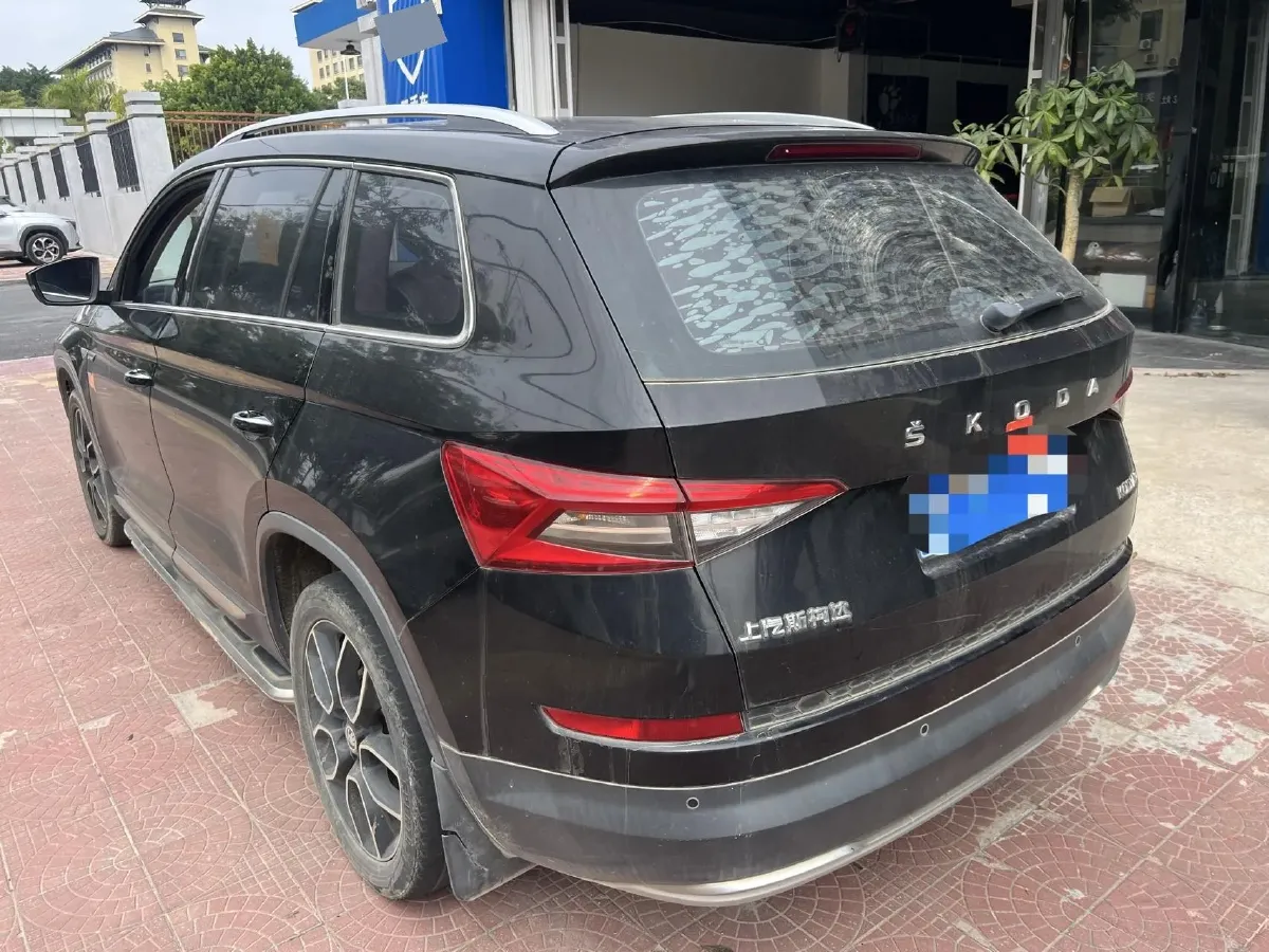 2017 Skoda Kodiak 1.8T 180HP L4 7DCT,autocango,china used car exporter,china ev exporter,chinese used car exporter,chinese used ev exporter