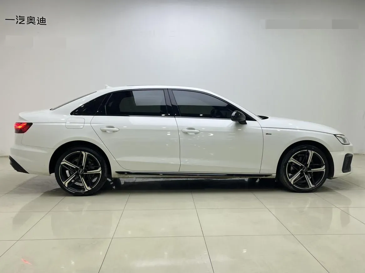 2024 Audi A4L 2.0T 190HP L4 7DCT,autocango,china used car exporter,china ev exporter,chinese used car exporter,chinese used ev exporter