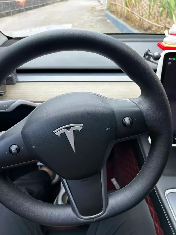 2022 Tesla Model Y BEV 60KWH,autocango,china used car exporter,china ev exporter,chinese used car exporter,chinese used ev exporter