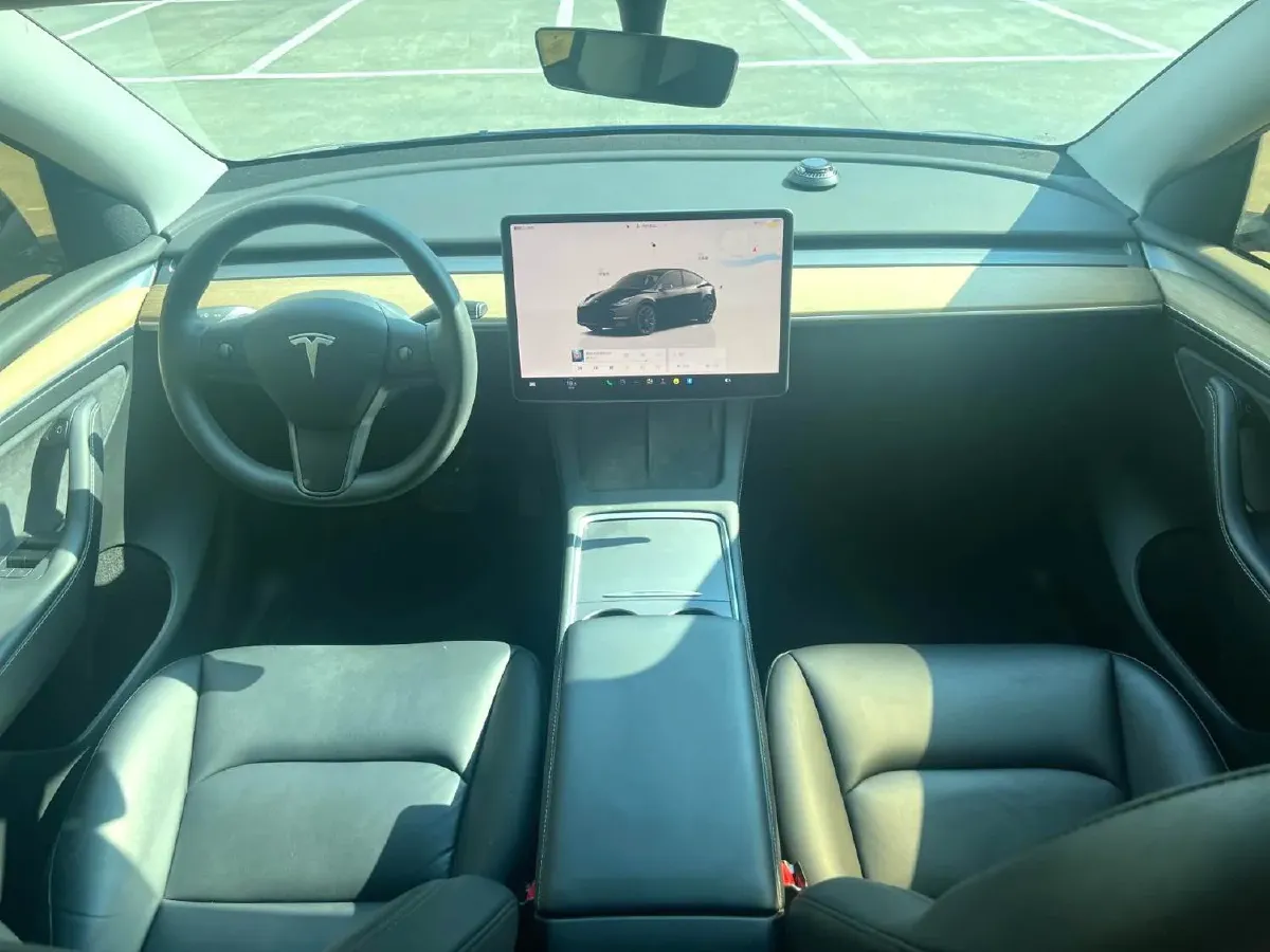 2022 Tesla Model Y BEV 60KWH,autocango,china used car exporter,china ev exporter,chinese used car exporter,chinese used ev exporter