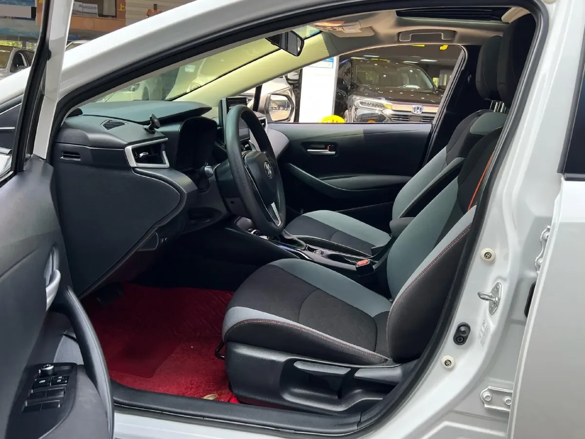 2021 Toyota Corolla 1.2T 116HP L4 CVT,autocango,china used car exporter,china ev exporter,chinese used car exporter,chinese used ev exporter