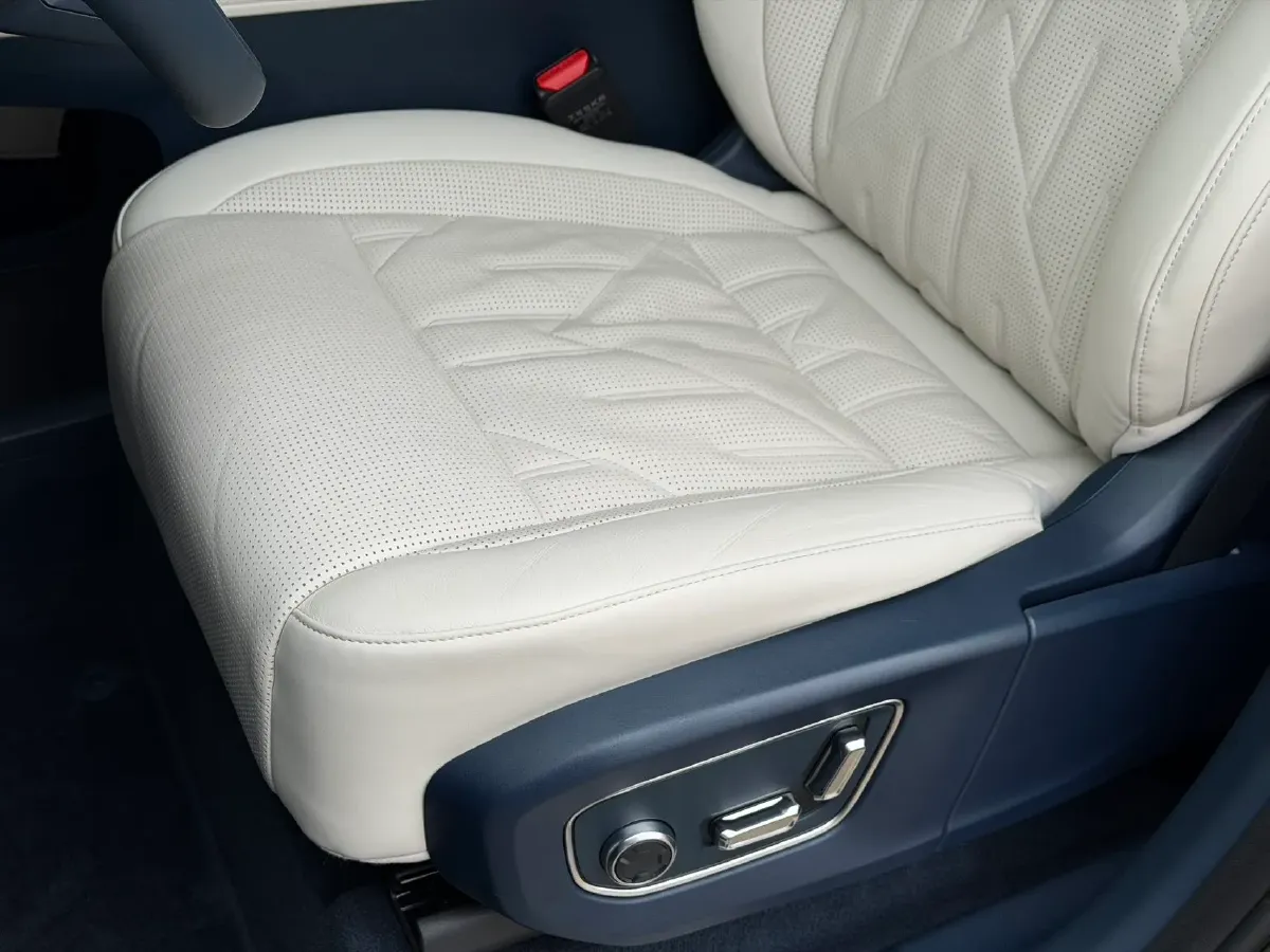 2024 Zeekr 009 BEV 108KWH,autocango,china used car exporter,china ev exporter,chinese used car exporter,chinese used ev exporter