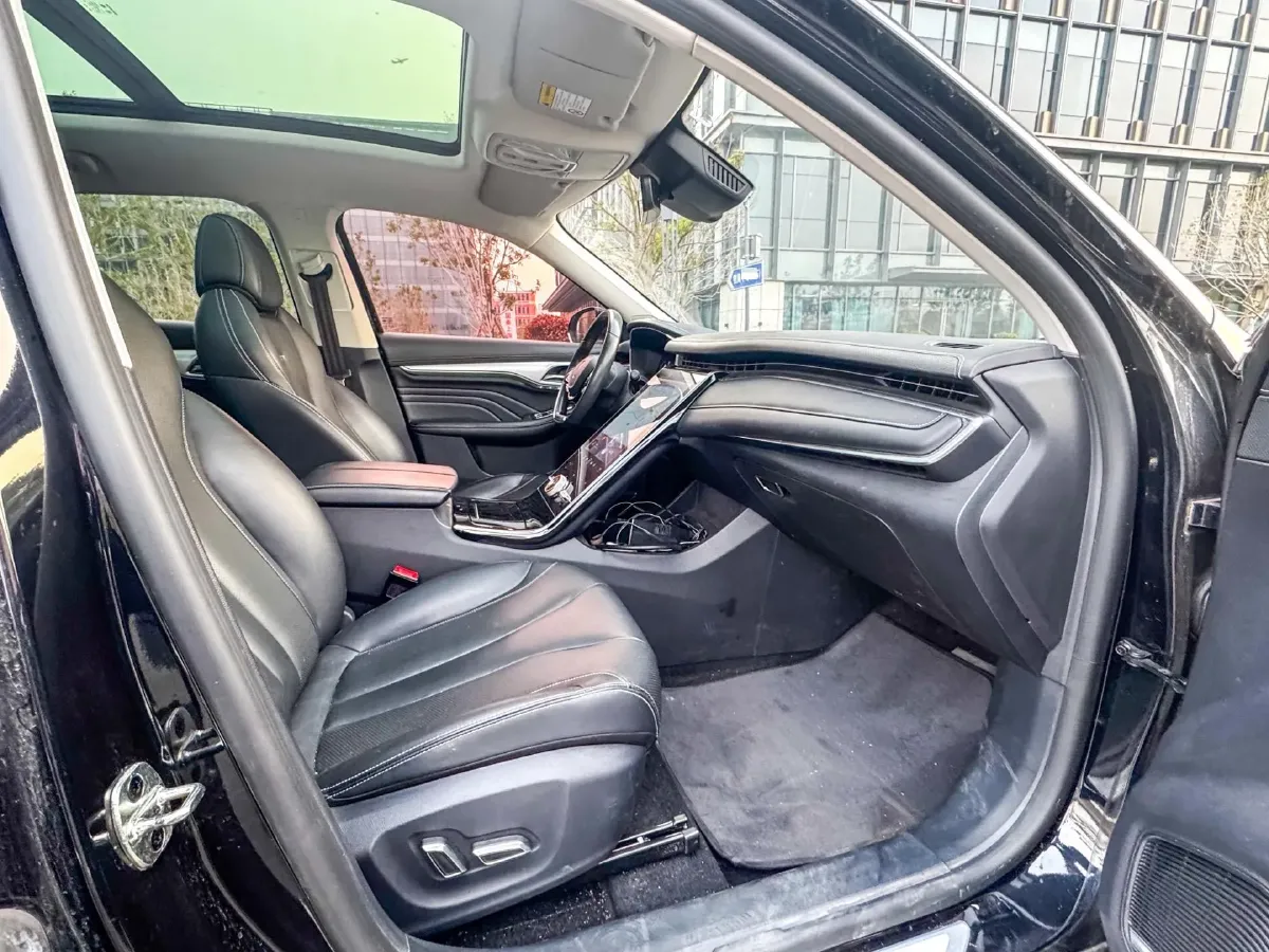 2018 Roewe MARVEL X BEV 52.5KWH,autocango,china used car exporter,china ev exporter,chinese used car exporter,chinese used ev exporter