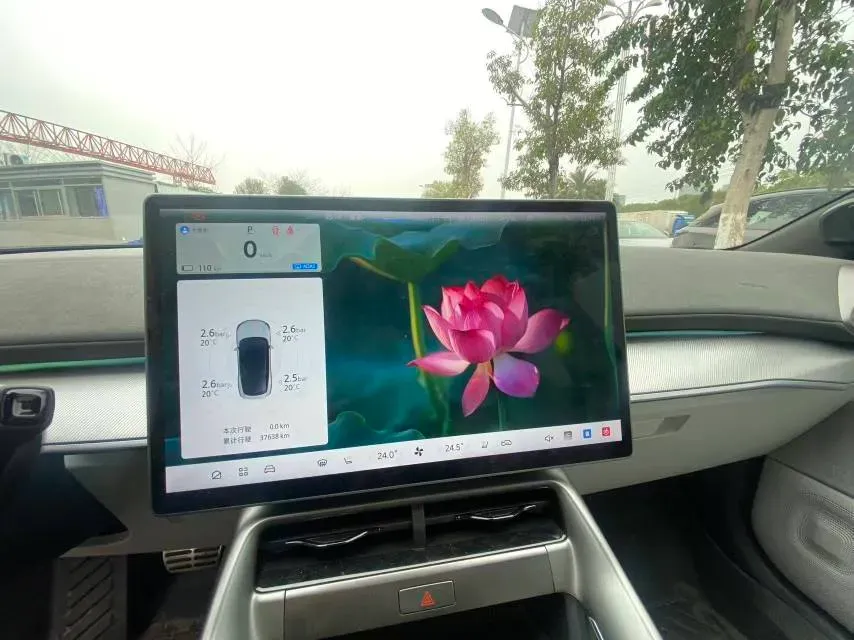 2024 ARCFOX αT5 BEV 79.2KWH,autocango,china used car exporter,china ev exporter,chinese used car exporter,chinese used ev exporter