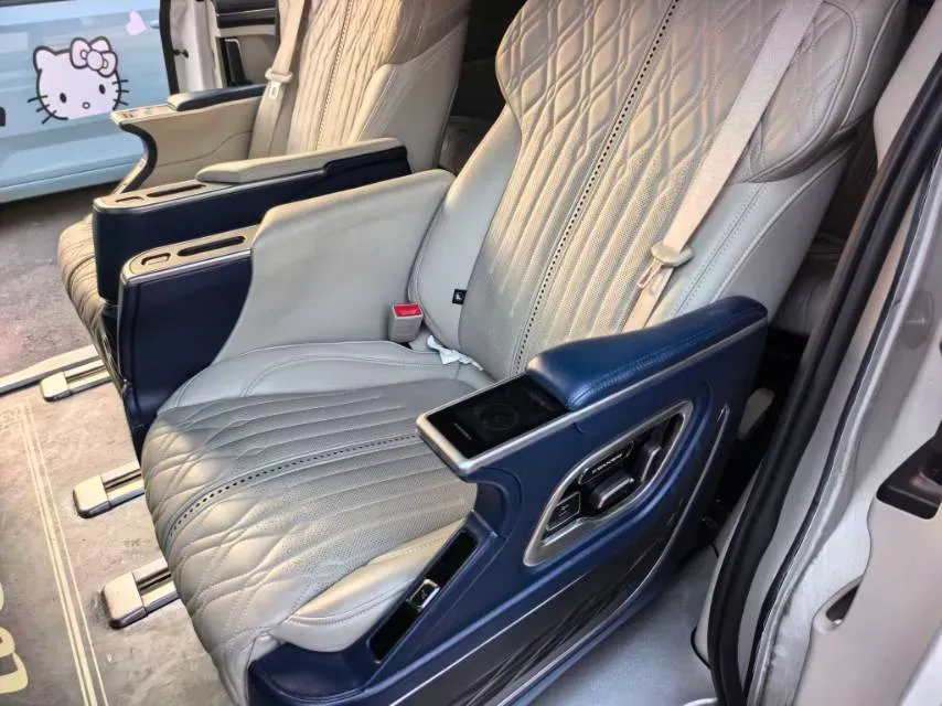 2020 Buick GL8 2.0T 237HP L4 9AT,autocango,china used car exporter,china ev exporter,chinese used car exporter,chinese used ev exporter