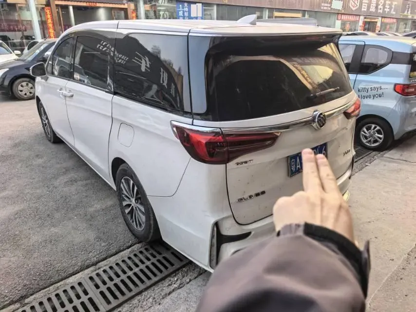 2020 Buick GL8 2.0T 237HP L4 9AT,autocango,china used car exporter,china ev exporter,chinese used car exporter,chinese used ev exporter