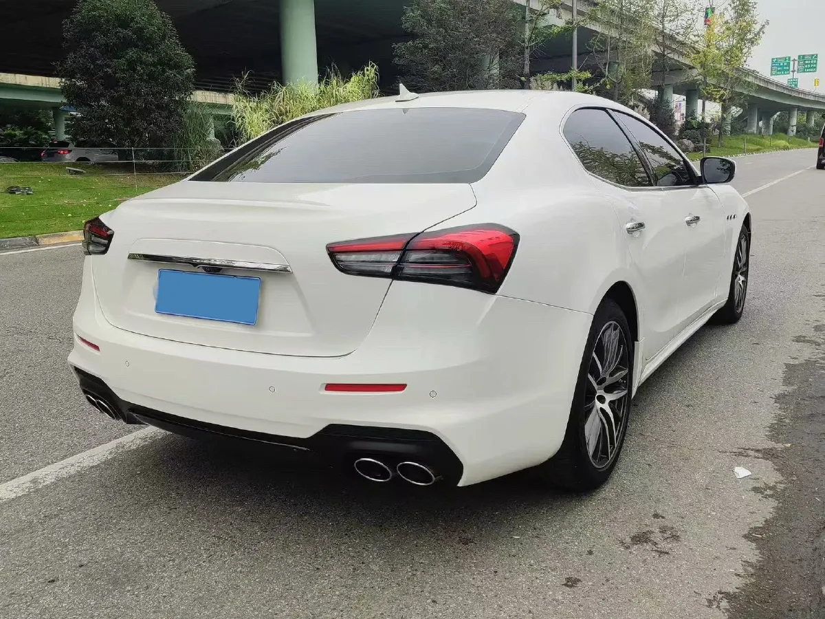 2021 Maserati Ghibli 3.0T 350HP V6 8AT,autocango,china used car exporter,china ev exporter,chinese used car exporter,chinese used ev exporter