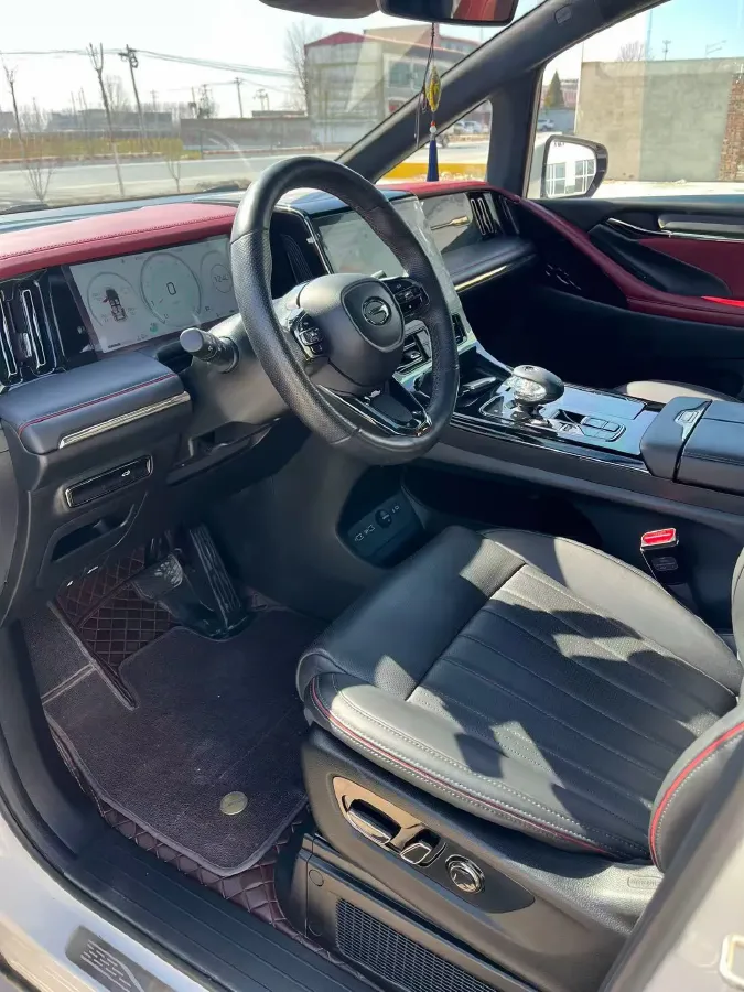 2023 GAC Trumpchi M8 2.0T 252HP L4 8AT,autocango,china used car exporter,china ev exporter,chinese used car exporter,chinese used ev exporter