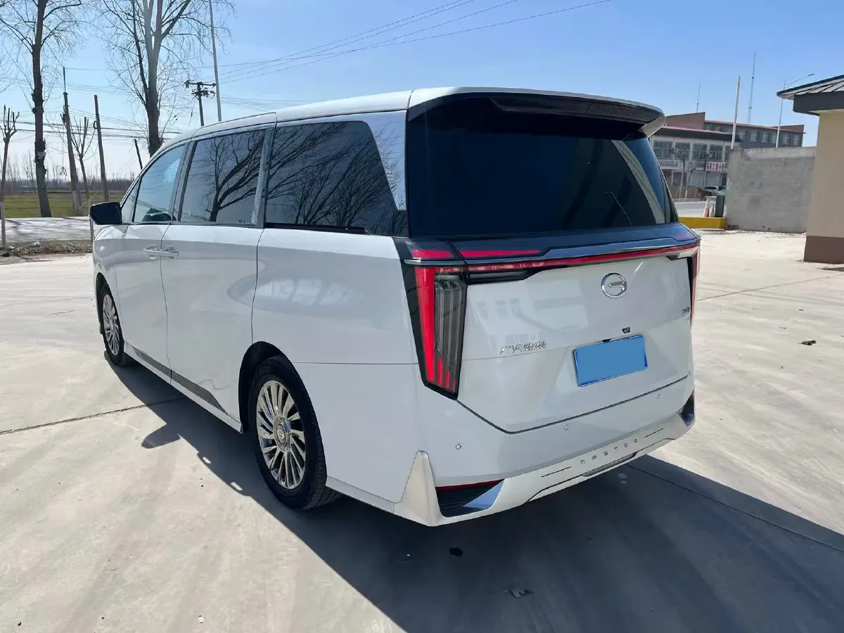 2023 GAC Trumpchi M8 2.0T 252HP L4 8AT,autocango,china used car exporter,china ev exporter,chinese used car exporter,chinese used ev exporter