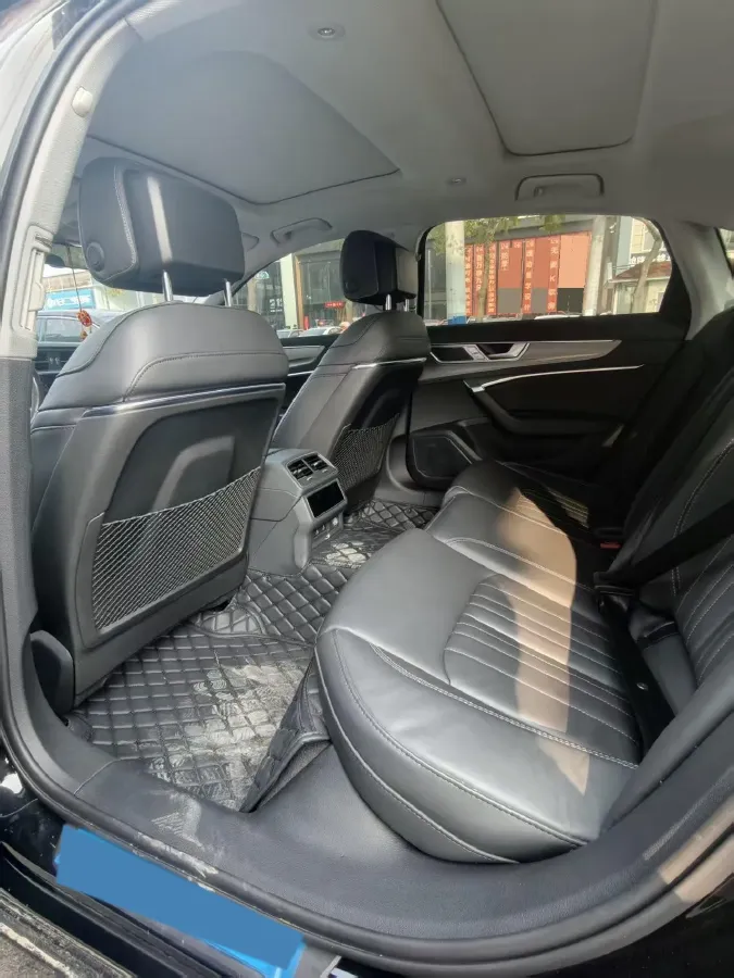 2022 Audi A6L 2.0T 224HP L4 7DCT,autocango,china used car exporter,china ev exporter,chinese used car exporter,chinese used ev exporter