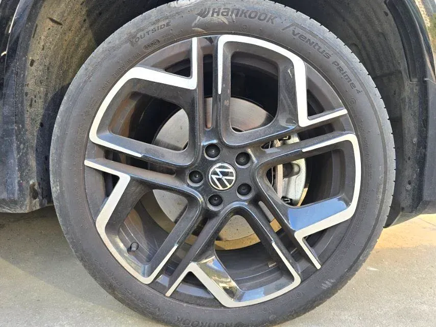 2025 Volkswagen Tayron 2.0T 220HP L4 7DCT,autocango,china used car exporter,china ev exporter,chinese used car exporter,chinese used ev exporter