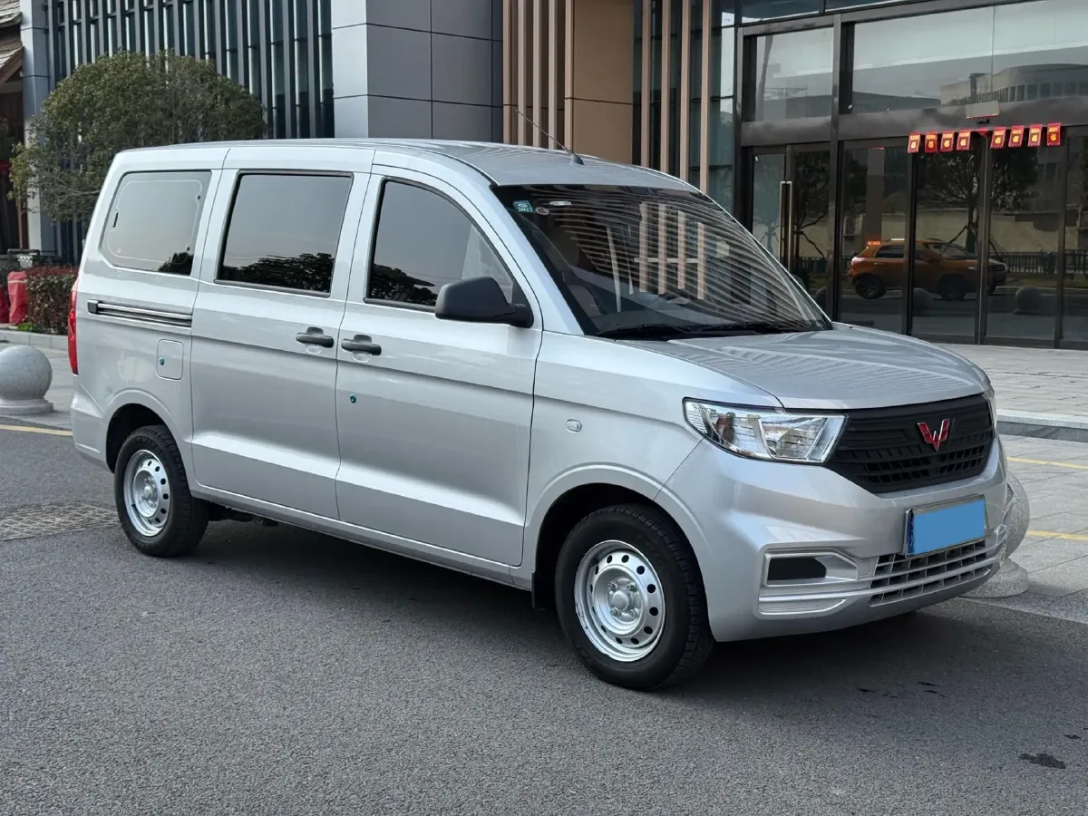 2022 JinBei Little Sea Lion X30 1.5L 102HP L4 5MT,autocango,china used car exporter,china ev exporter,chinese used car exporter,chinese used ev exporter