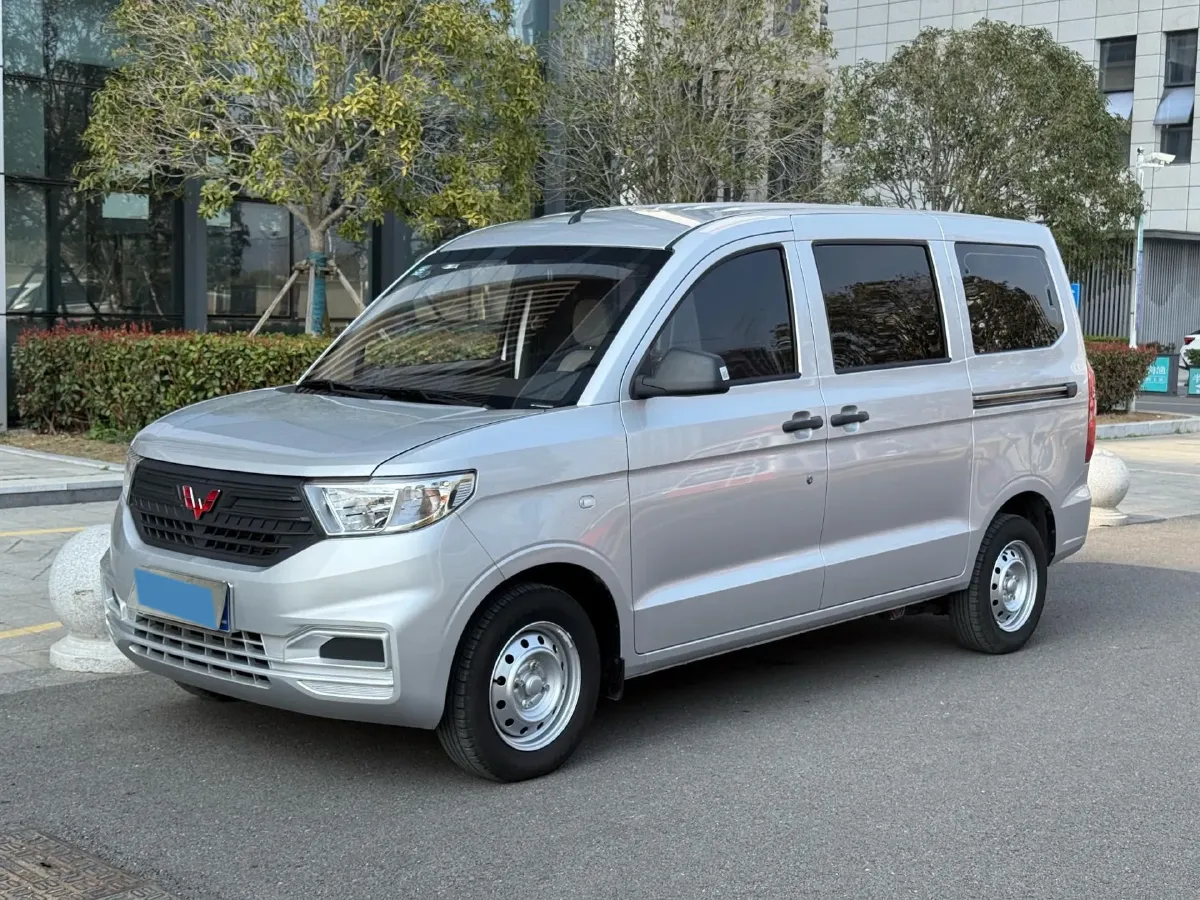 2022 JinBei Little Sea Lion X30 1.5L 102HP L4 5MT,autocango,china used car exporter,china ev exporter,chinese used car exporter,chinese used ev exporter