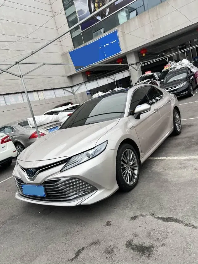 2019 Toyota Camry 2.5L 178HP L4 E-CVT Hybrid,autocango,china used car exporter,china ev exporter,chinese used car exporter,chinese used ev exporter