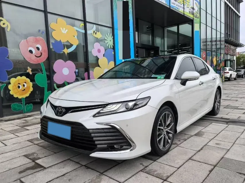 2021 Toyota Camry 2.5L 209HP L4 8AT,autocango,china used car exporter,china ev exporter,chinese used car exporter,chinese used ev exporter