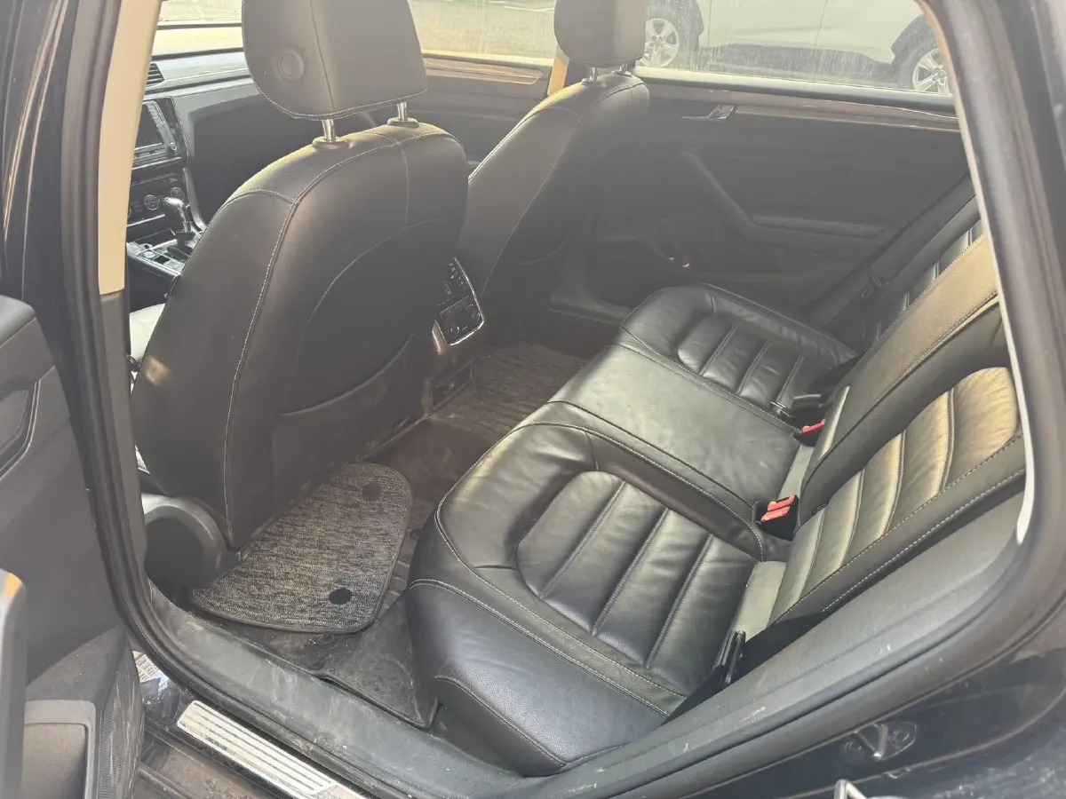 2017 Volkswagen Passat 1.8T 180HP L4 7DCT,autocango,china used car exporter,china ev exporter,chinese used car exporter,chinese used ev exporter