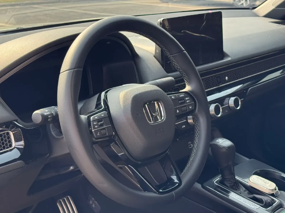 2022 Honda Civic 1.5T 182HP L4 CVT,autocango,china used car exporter,china ev exporter,chinese used car exporter,chinese used ev exporter